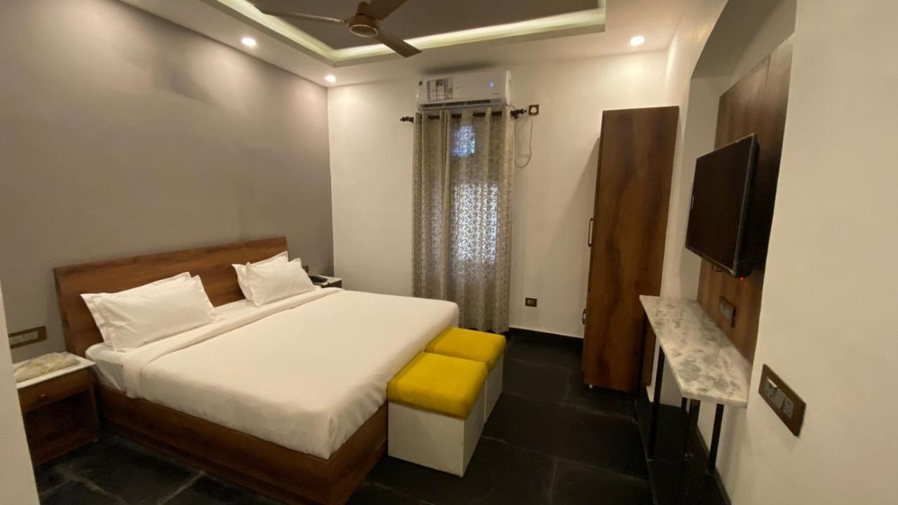 Meeram Ganga, A Heritage Stay By The Ganges At Triveni Ghat Rishikesh Luaran gambar