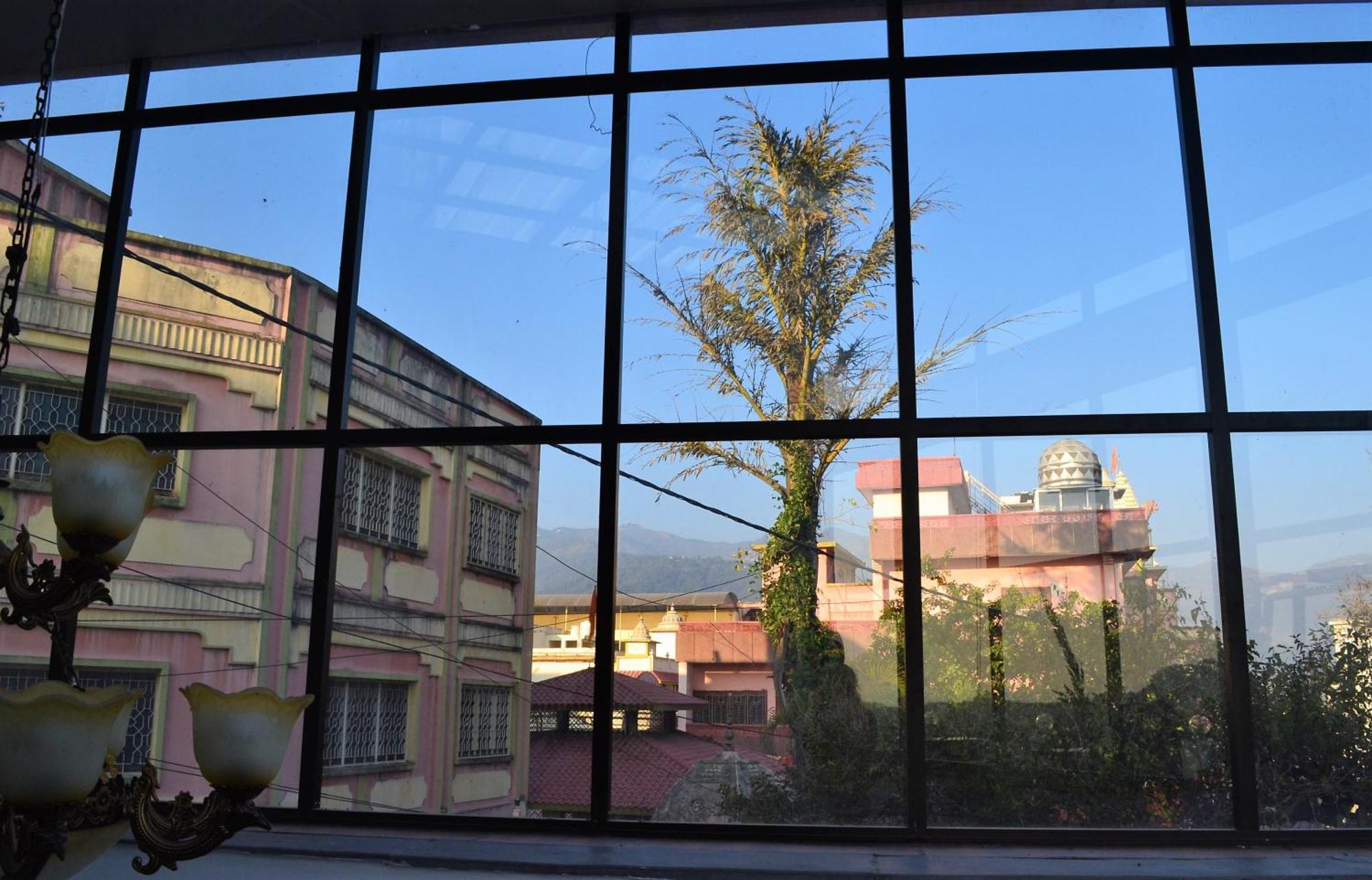 Meeram Ganga, A Heritage Stay By The Ganges At Triveni Ghat Rishikesh Luaran gambar