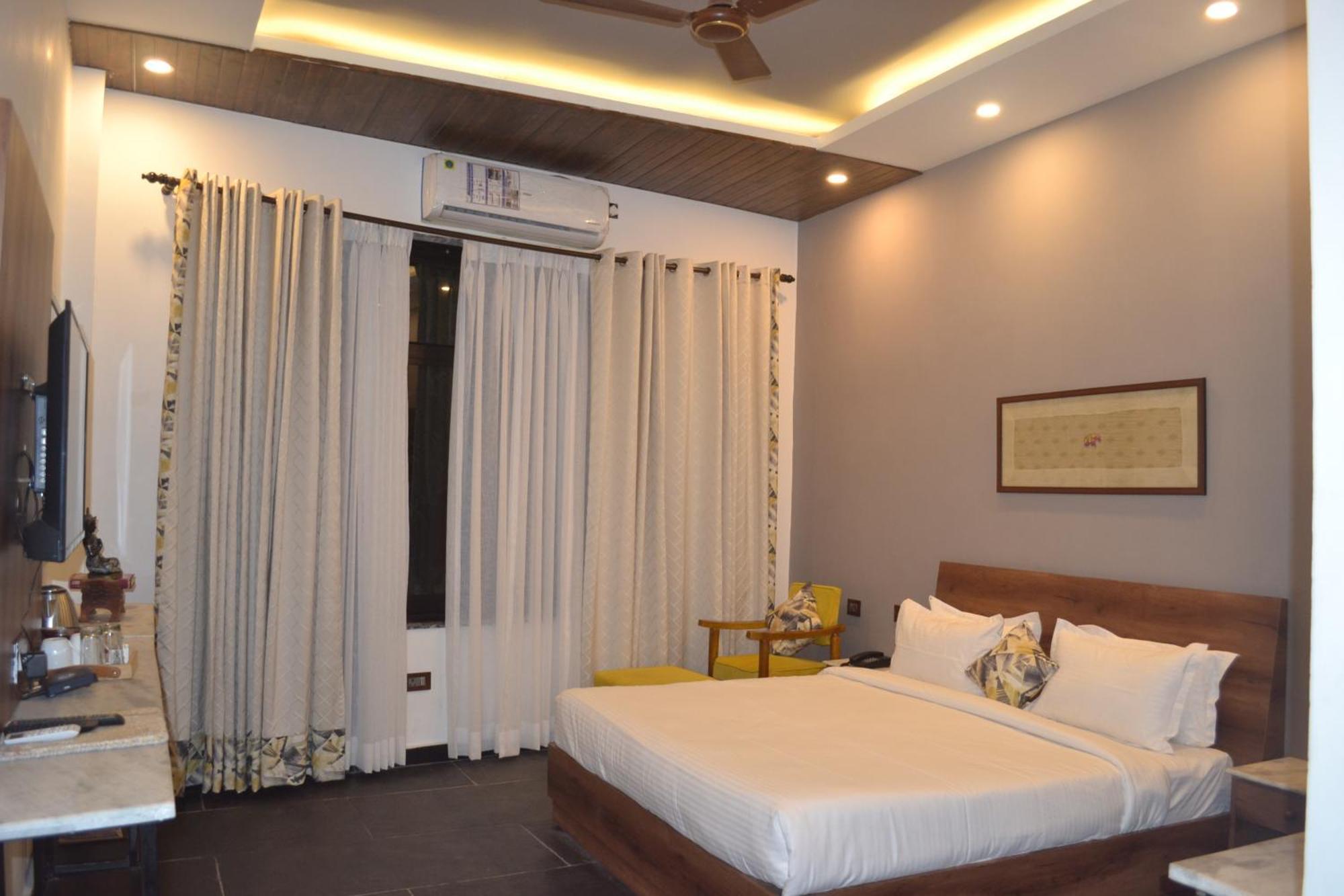 Meeram Ganga, A Heritage Stay By The Ganges At Triveni Ghat Rishikesh Luaran gambar
