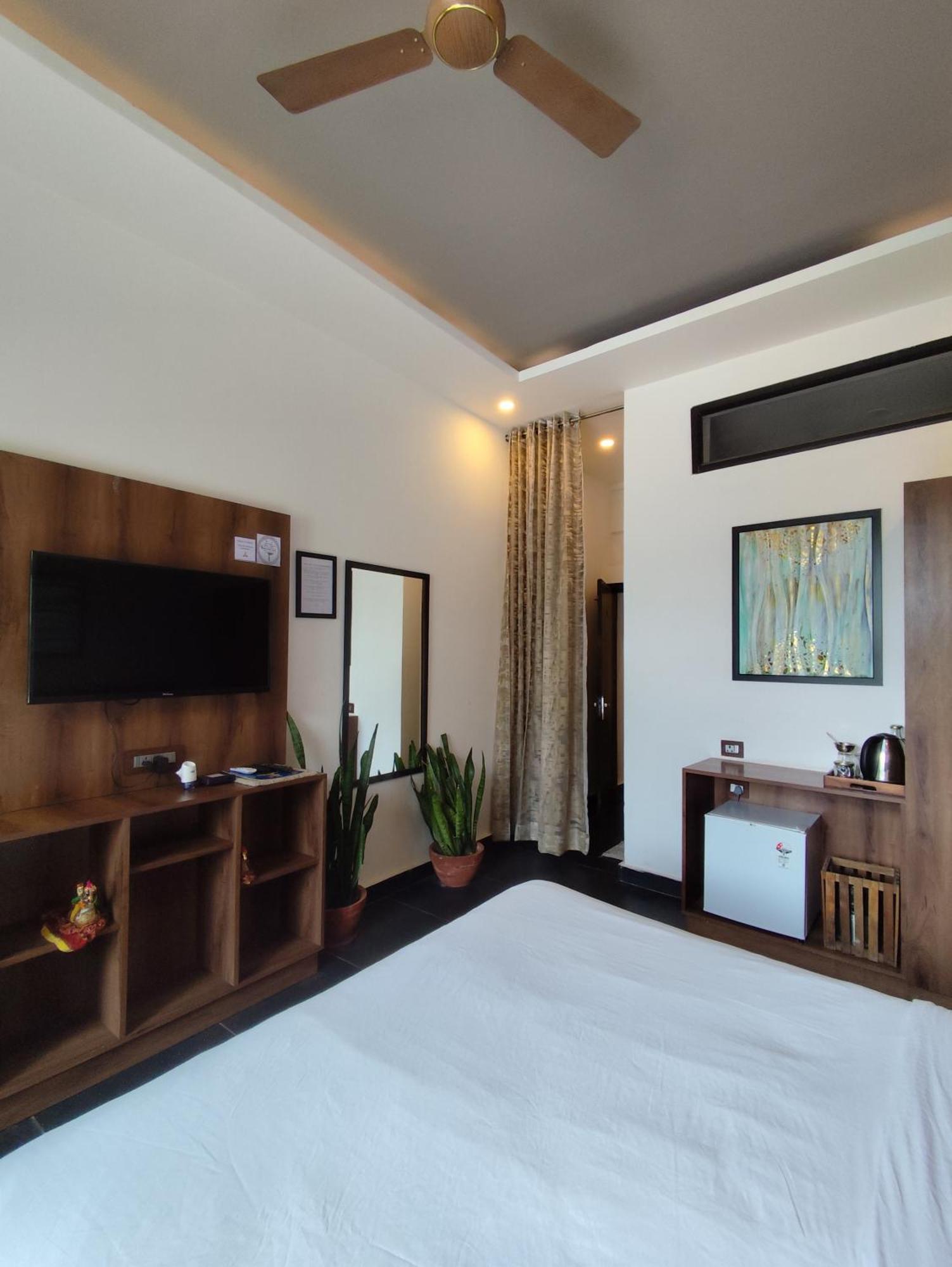 Meeram Ganga, A Heritage Stay By The Ganges At Triveni Ghat Rishikesh Luaran gambar