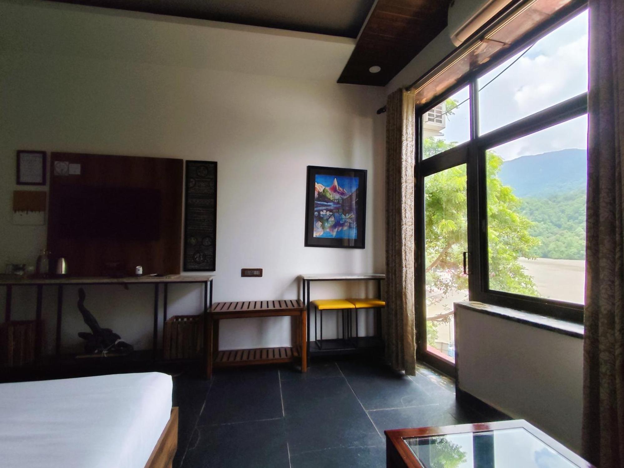 Meeram Ganga, A Heritage Stay By The Ganges At Triveni Ghat Rishikesh Luaran gambar