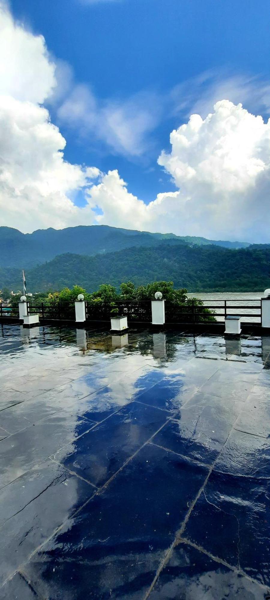 Meeram Ganga, A Heritage Stay By The Ganges At Triveni Ghat Rishikesh Luaran gambar